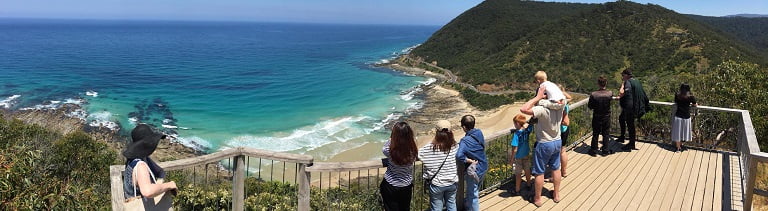 teddies lookout high above the great ocean road